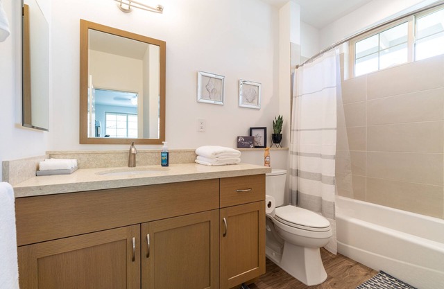 A Gem btw Mountain & Ocean