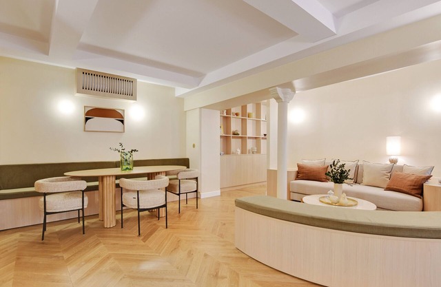 A Gorgeous Serviced 2-BR/2Ba - Place Vendôme