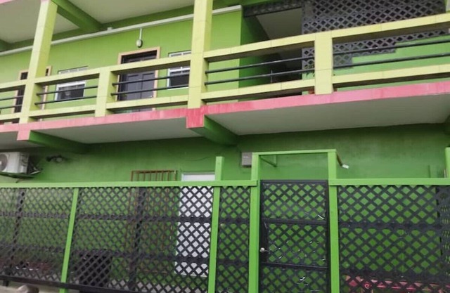 A great 2 bed 2 bath for larger groups!