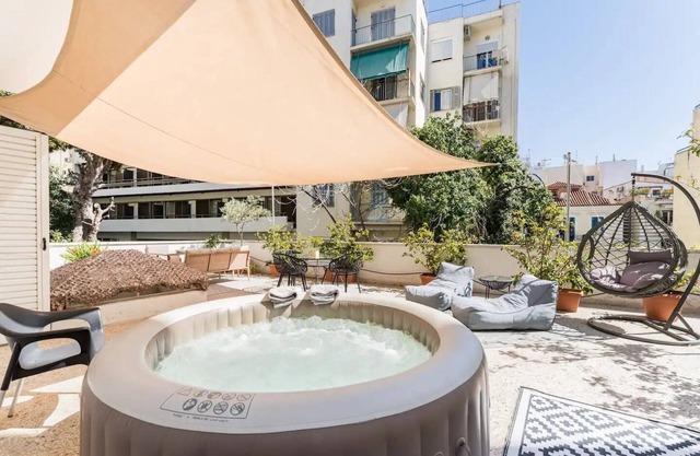 A green Oasis inAthens w/JacuzziSpa-VaccinatedHost
