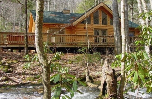 A Mountain Paradise on Collett Creek in Andrews, NC
