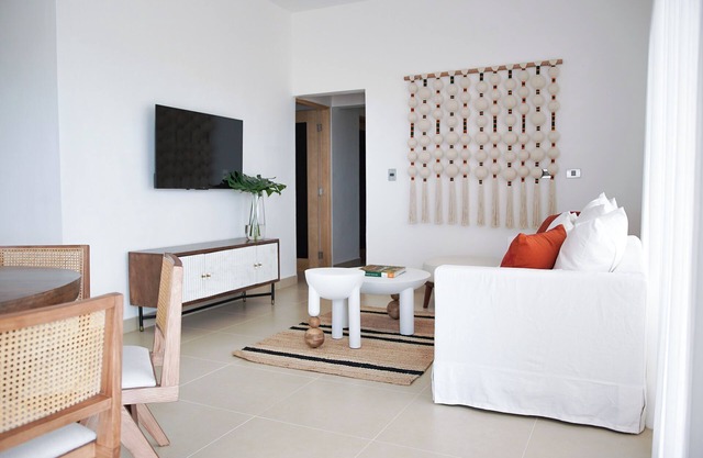 A paradise in the hills with Atlantic Sea view!nTownhouses with pool