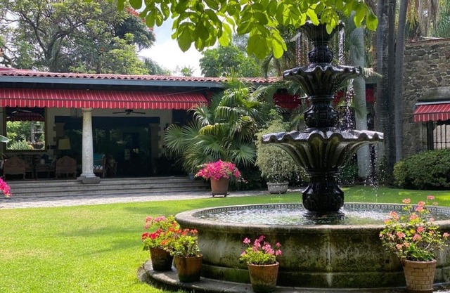 A PARADISE, PRIVATE HACIENDA VILLA