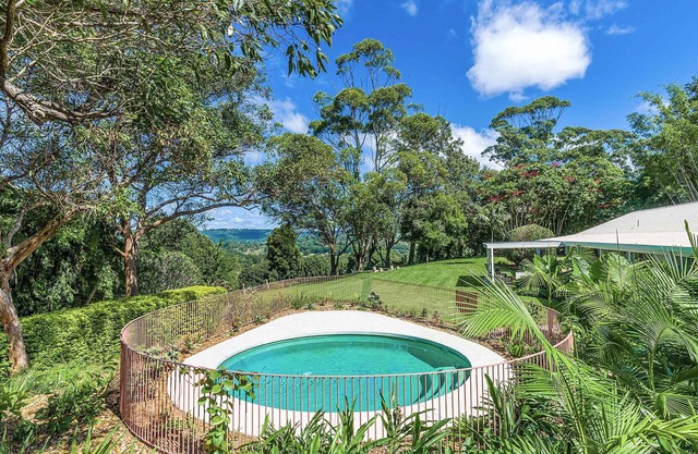A PERFECT STAY - Hidden Byron