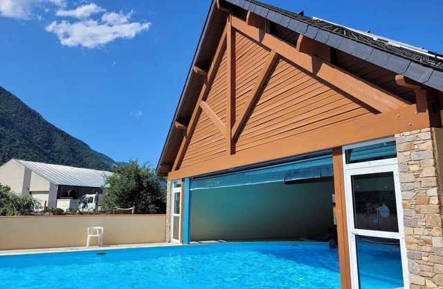 A Ppartement d ete et d Hiver Randonnée ski Raquette Planeur Thermes