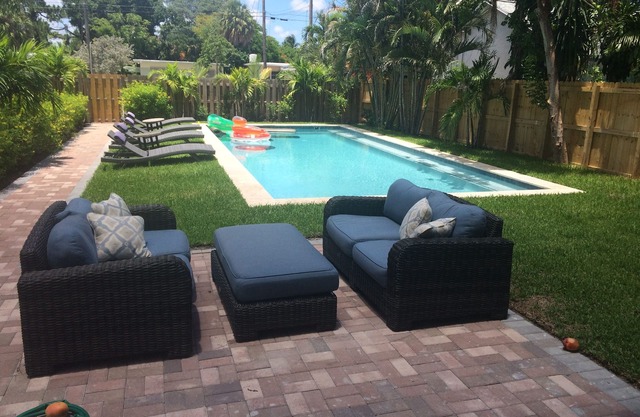 A Quiet Oasis - Private Studio - Large Saltwater Pool