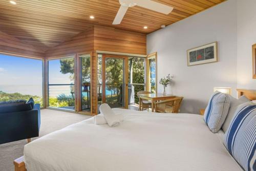 A Room With A View - Westward