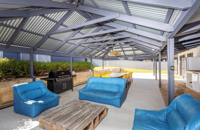 A seaside holiday home, beach, sun and memories just waiting to be made