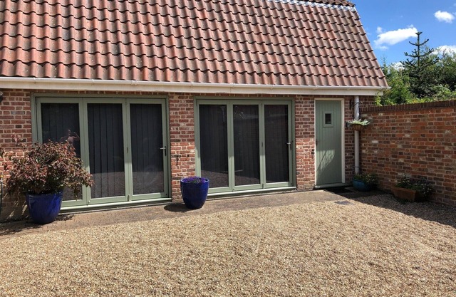 A spacious garden loft flat with in the small village of Freethorpe.