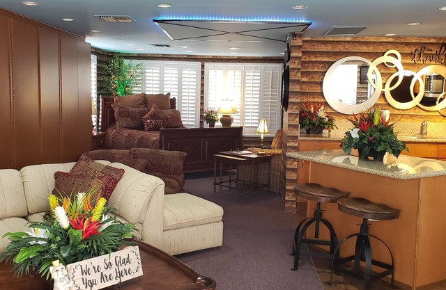 A Treasure in the middle of Bakersfield Wi-Fi Pet Friendly