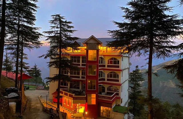 Aanantham Country Resort