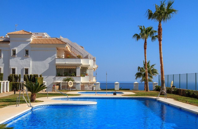 Aaron - Unique Mediterranean View of Malaga Bay