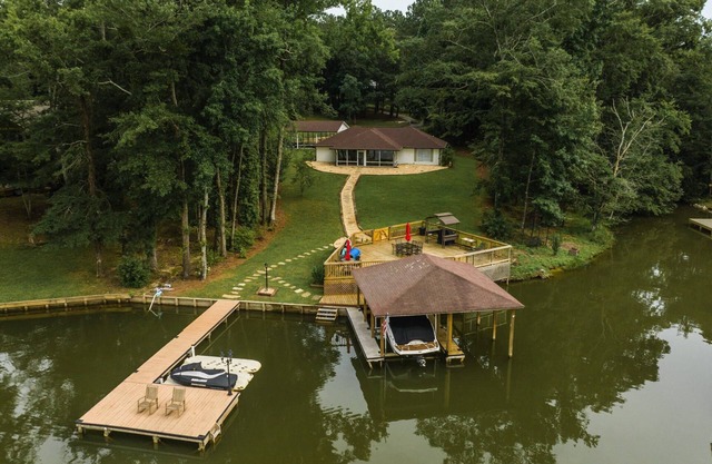 Abigail's Lake Haven by Big Fish Real Estate Group at Lake Martin