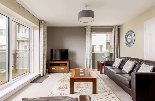 About Tern - 10-Minute Walk to Poole Quay