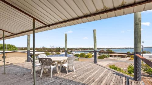 About Windward - Budget Property With Million Views