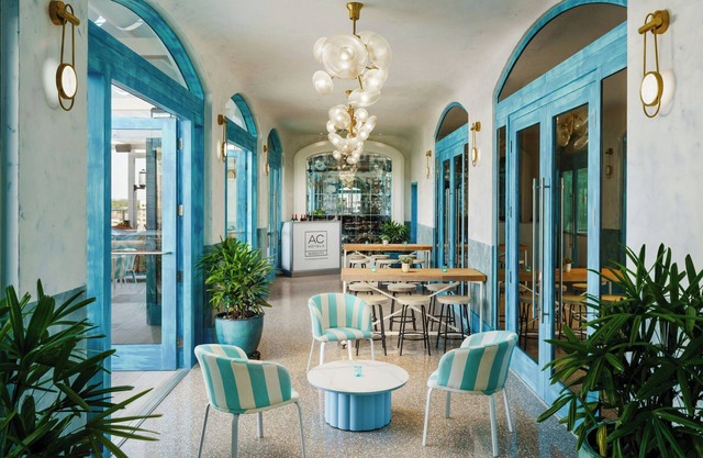 AC Hotel St. Petersburg Downtown