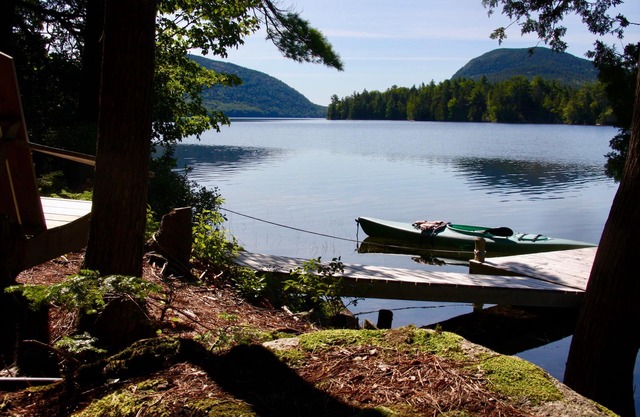 Acadia Long Pond Waterfront 75 ft to Dock Modern Cottage Sleeps 5