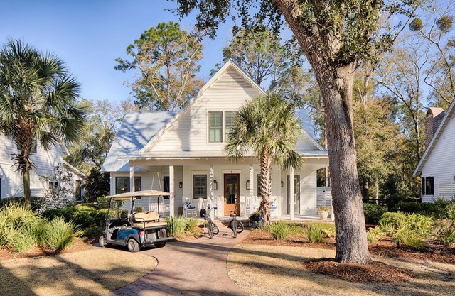 ACCESS TO POOLS AND DINING LOCATIONS - Newly Renovated Cottage w/Fire Pit