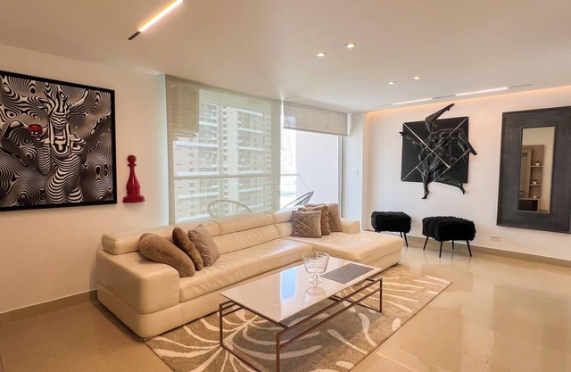 Accommodation with views in Costa del Este 6