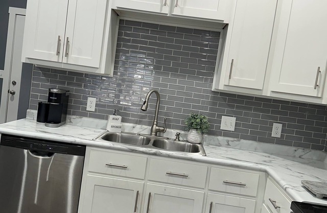 Ace’s Hideaway Modern 2bed/2bath with great location Steel/Duck/Farm community