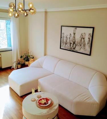 Acogedor apartamento a un paso de Gascona con WiFi Netflix Disney Plus y Prime gratis by M&N's House