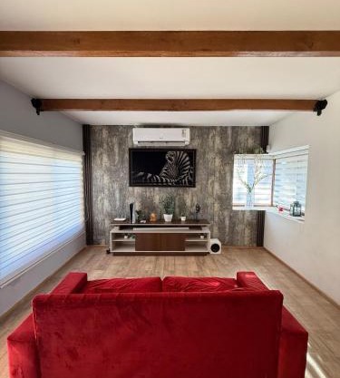 Acogedora y moderna casa de campo