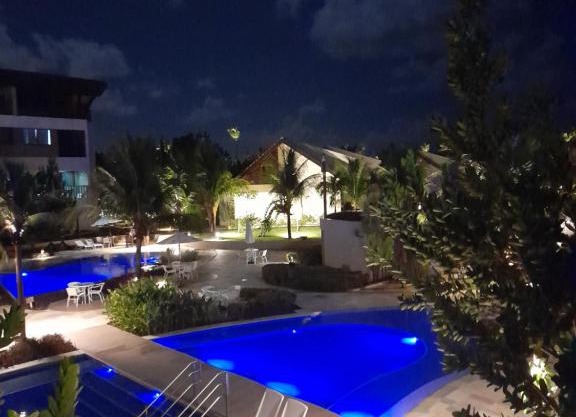 Aconchegante Flat em condomínio na beira mar de Muro Alto - Malawi Beach Resort