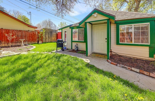 Adorable cottage — walk to downtown/BSU/River