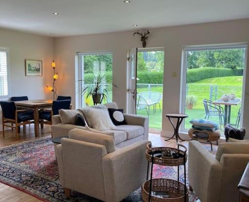 Adorable one bedroom apartment with balcony