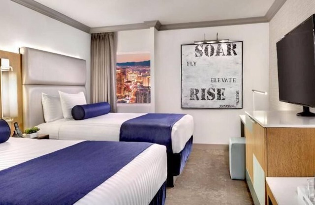 Adventure Awaits! 3 Great Units On Strip, 2 Pools, Casino, FREE Parking!