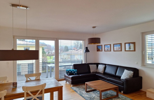 Adventure or culture vacation - spacious apartment in the heart of Klagenfurt