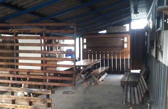 Adventurous Tourist Bullet House IN GUARAQUEÇABA