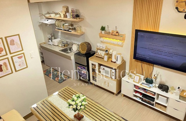 Aesthetic Cozy Stay with PS4, Netflix & Coffee Nook - Elena Suites Staycation