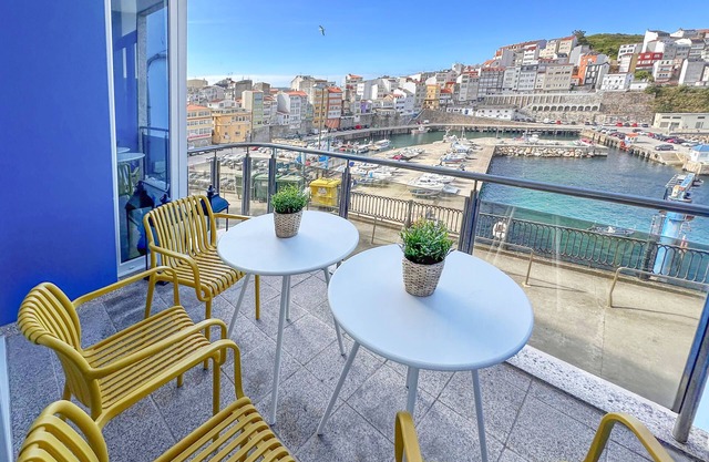 AG Apartment Porto de Mar Malpica, 250m from the beach