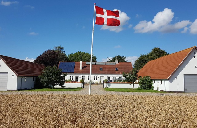Agermosegaard Hyggeligt Feriehus – Landlig idyl i Barløse, Fyn Golf & Cykelruter