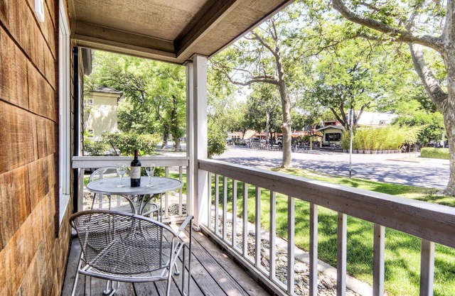 Aggie Inn, an Ascend Collection Hotel