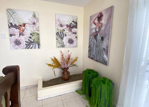 Agradable Casa Con Estacionamiento Privado