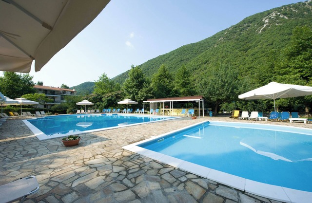 Agriani Hotel