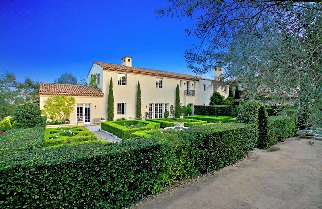 Aix-en-Provence style French chateau with pool and gardens