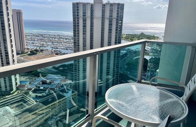 Ala Moana Hotel 31st floor