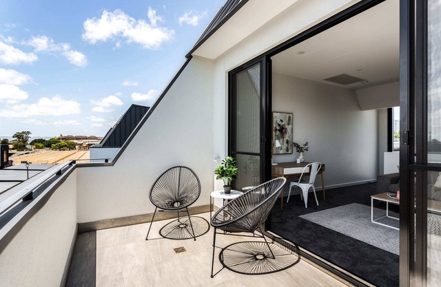 Albany Lane - Two Bedroom Apartment