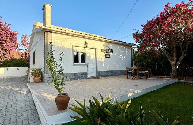 Alfarim Garden Retreat - near Meco Beach