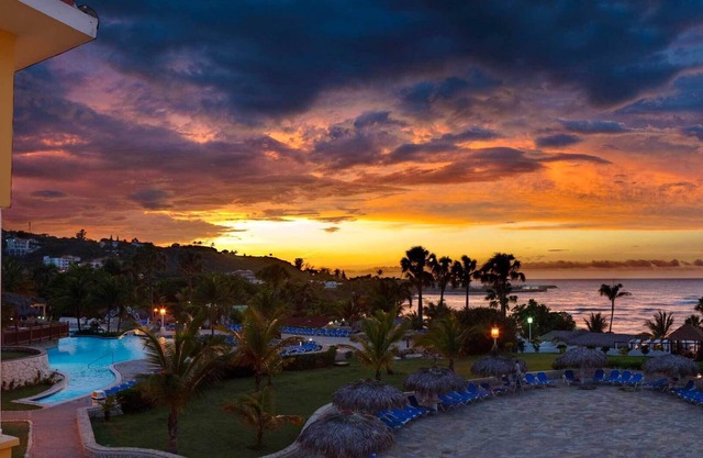 ALL INCLUSIVE Studio 1/2/3/4 pers. Hotel 'The Tropical' * Puerto Plata Beach