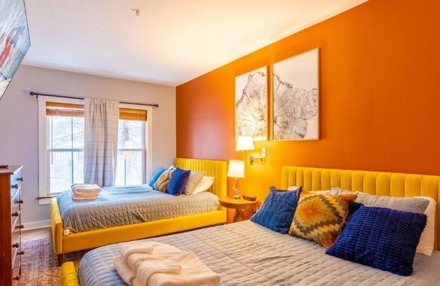 Allegheny 125/Ski-in/Ski-Out/2BR(1BR Plus Den)