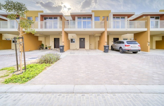 Alluring 3BR Townhouse at DAMAC Hills 2 Avencia by Deluxe Holiday Homes