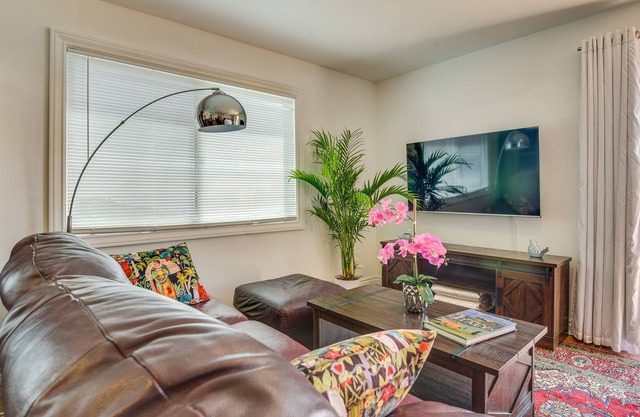Alluring San Fernando Valley Vacation Rental!