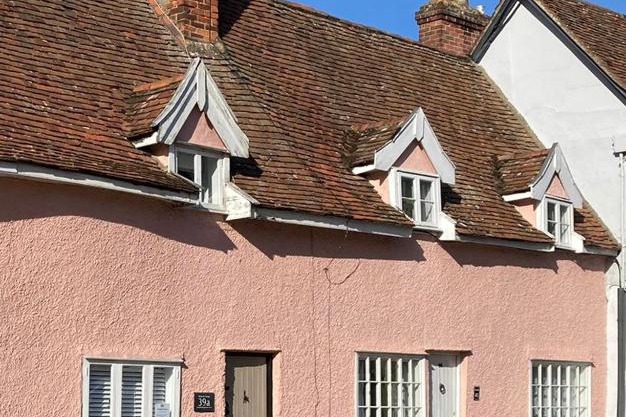 Almond Cottage Clare - 2 bedroom English Cottage