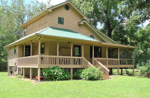 Almost Heaven - A perfect riverfront getaway in Western NC