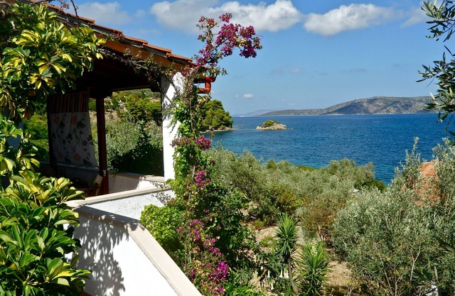 ALOE II - Flower Houses in Alonissos island