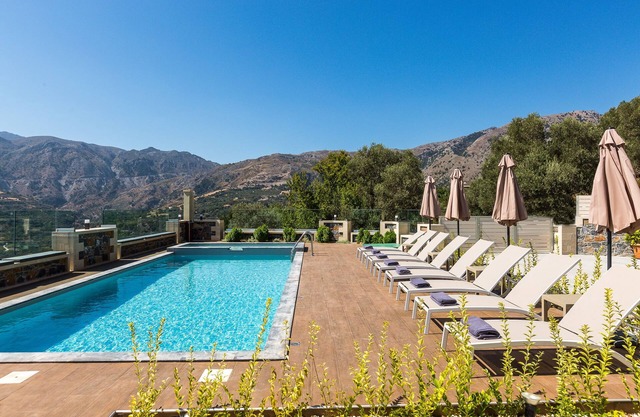 Aloni Villa, an Authentic Countryside Retreat